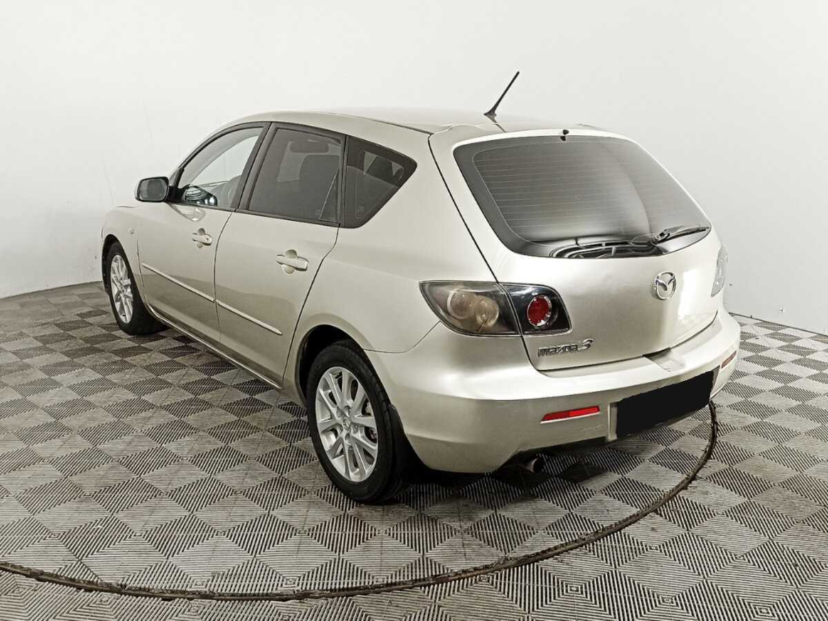 Mazda 3 с пробегом — 2008 год. Фото: #6