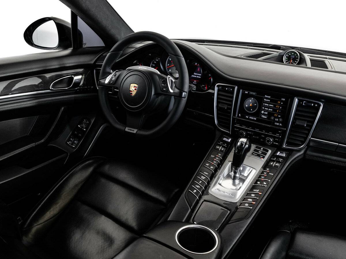 Porsche Panamera с пробегом — 2012 год. Фото: #13