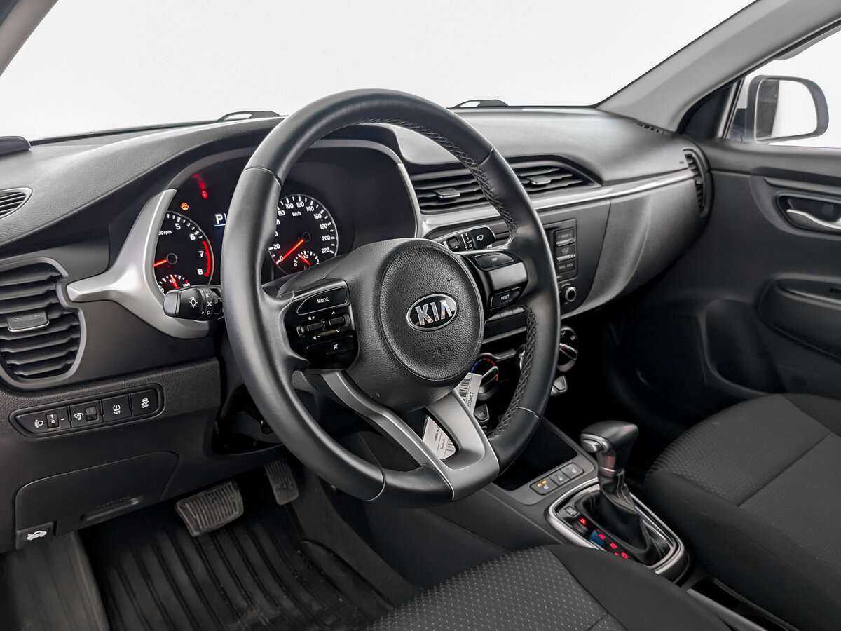 Kia Rio с пробегом — 2020 год. Фото: #12