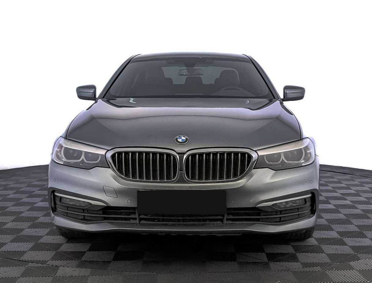 BMW 5 серии с пробегом — 2020 год. Фото: #1