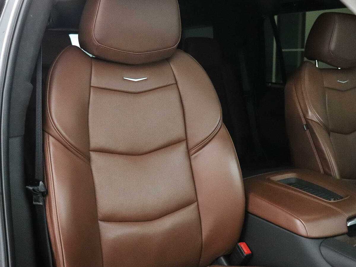 Cadillac Escalade с пробегом — 2019 год. Фото: #9