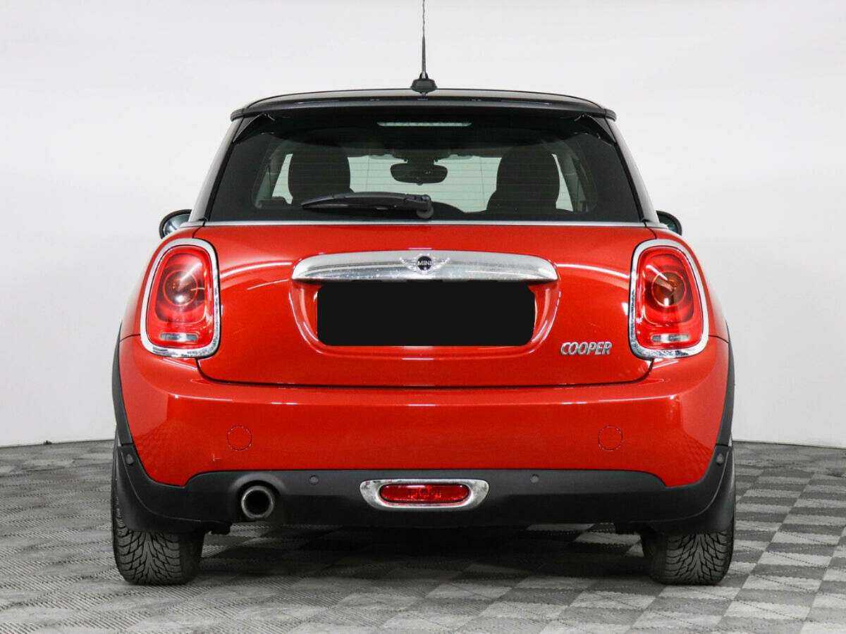 Mini Hatch с пробегом — 2015 год. Фото: #5