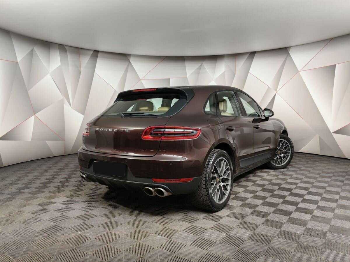 Porsche Macan с пробегом — 2016 год. Фото: #1