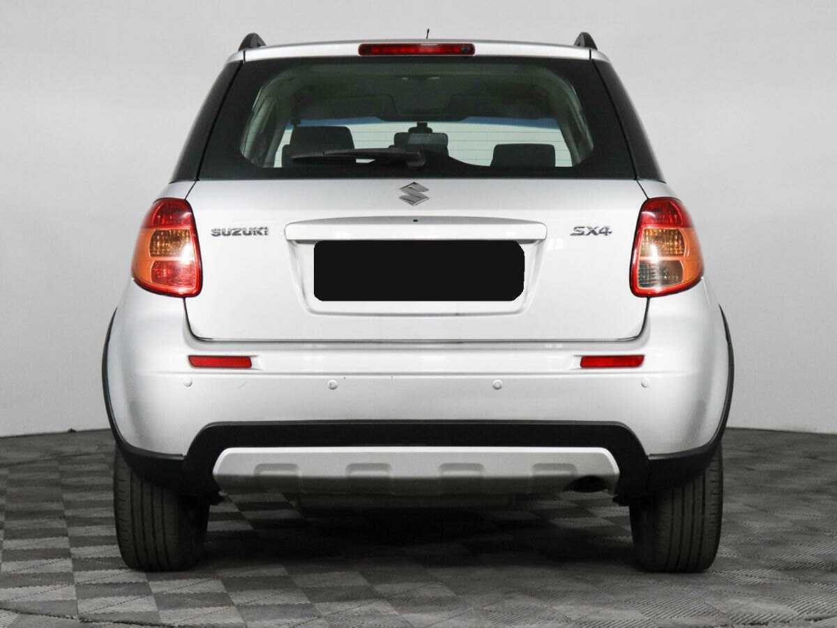 Suzuki SX4 с пробегом — 2011 год. Фото: #5