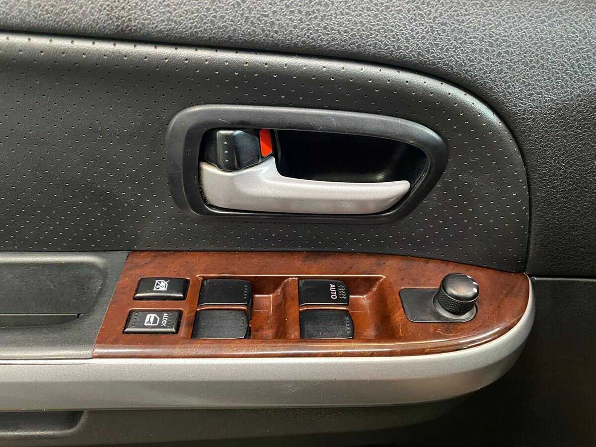 Suzuki Grand Vitara с пробегом — 2008 год. Фото: #17