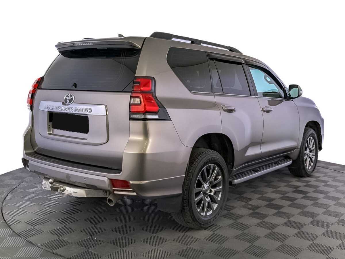 Toyota Land Cruiser Prado с пробегом — 2018 год. Фото: #4