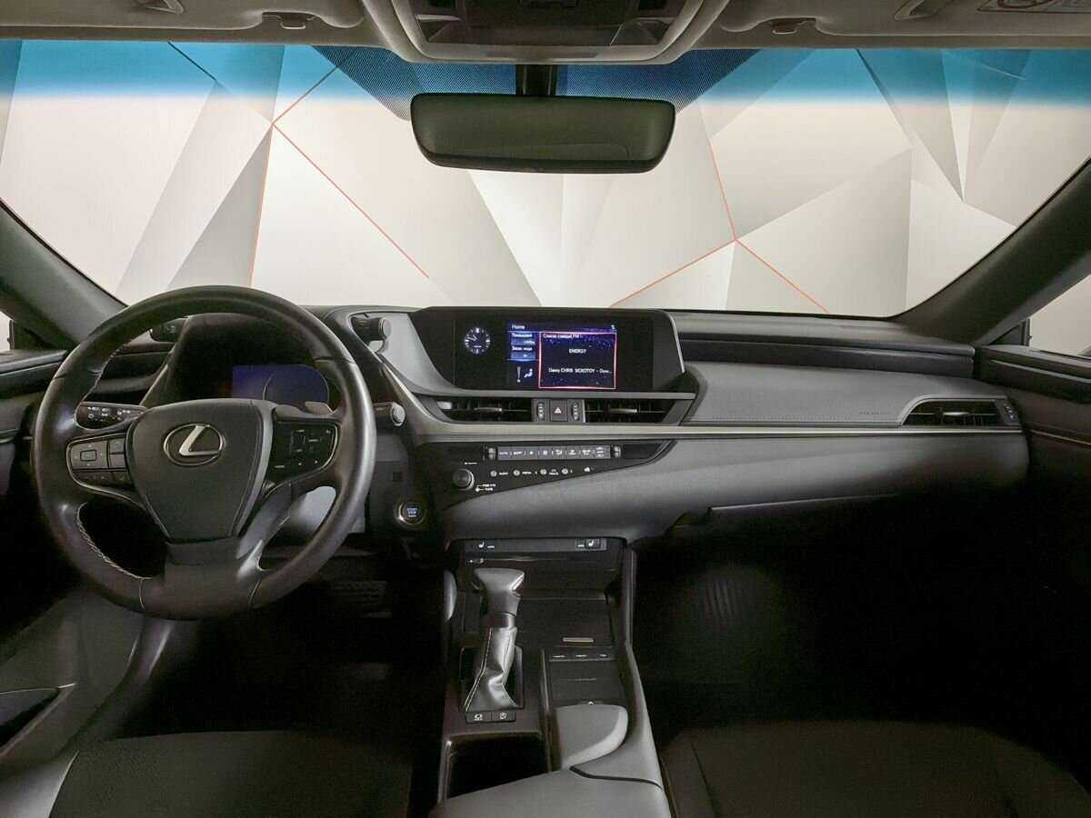 Lexus ES с пробегом — 2020 год. Фото: #9