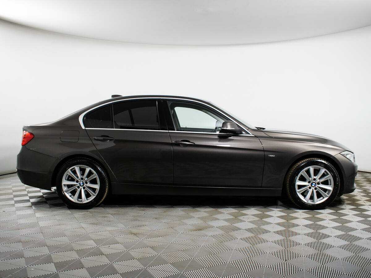 BMW 3 серии с пробегом — 2013 год. Фото: #3