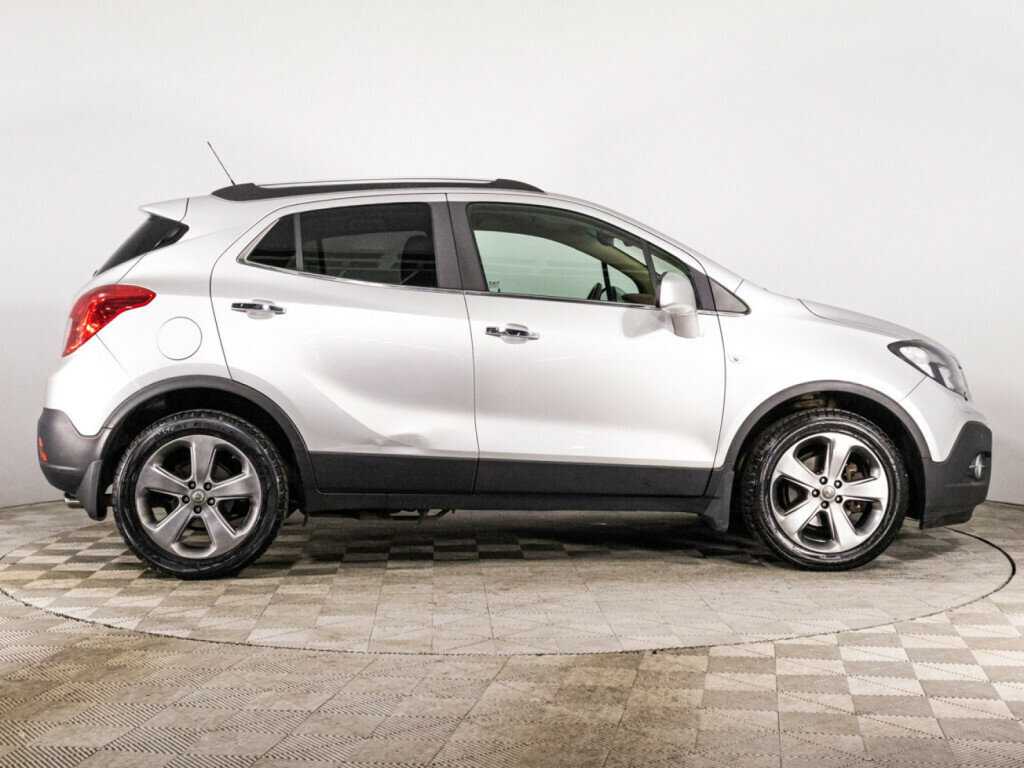 Opel Mokka с пробегом — 2012 год. Фото: #3