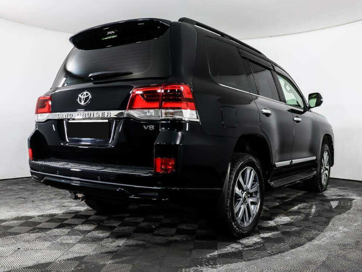 Toyota Land Cruiser с пробегом — 2016 год. Фото: #4