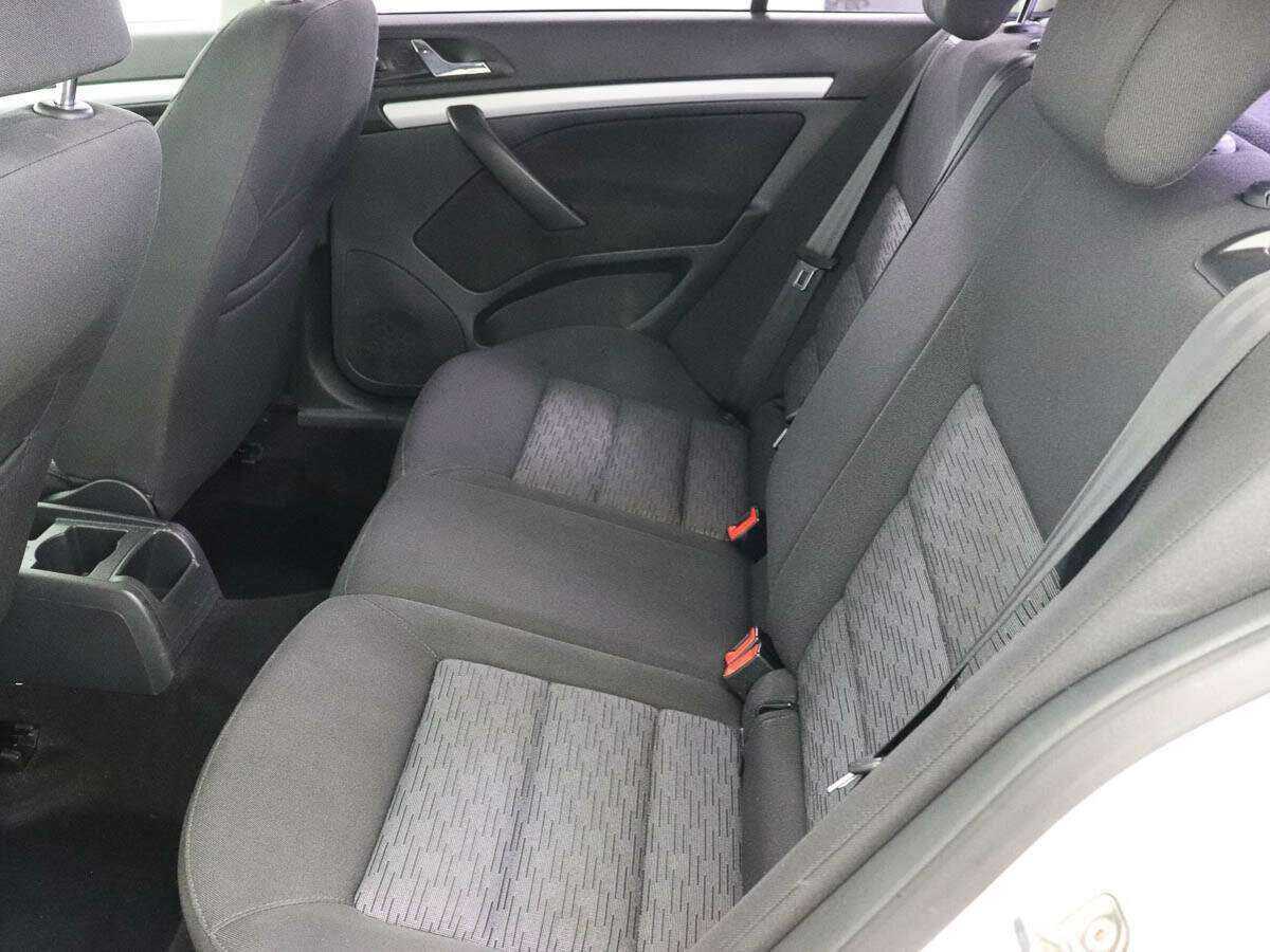 Skoda Octavia с пробегом — 2011 год. Фото: #7
