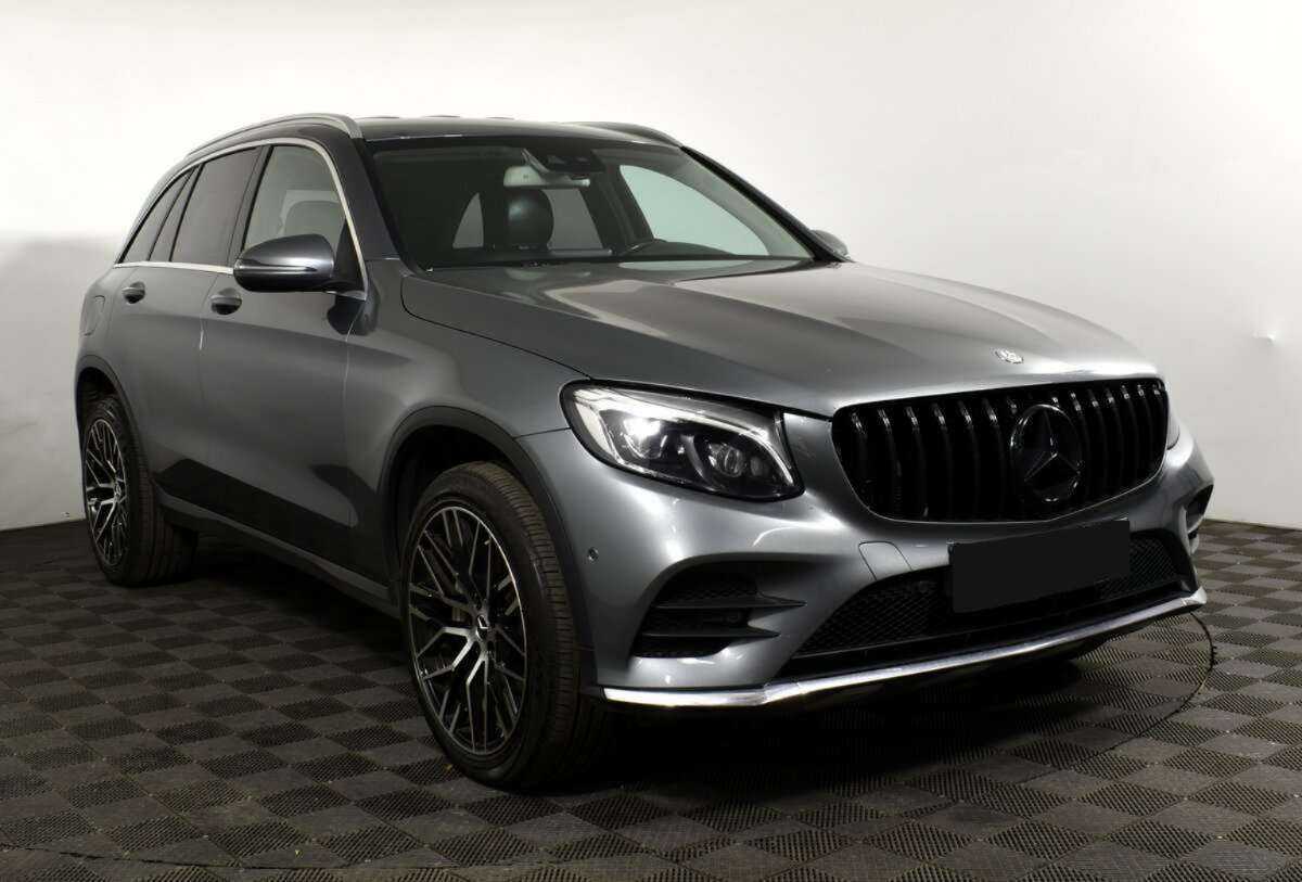 Mercedes-Benz GLC с пробегом — 2015 год. Фото: #2