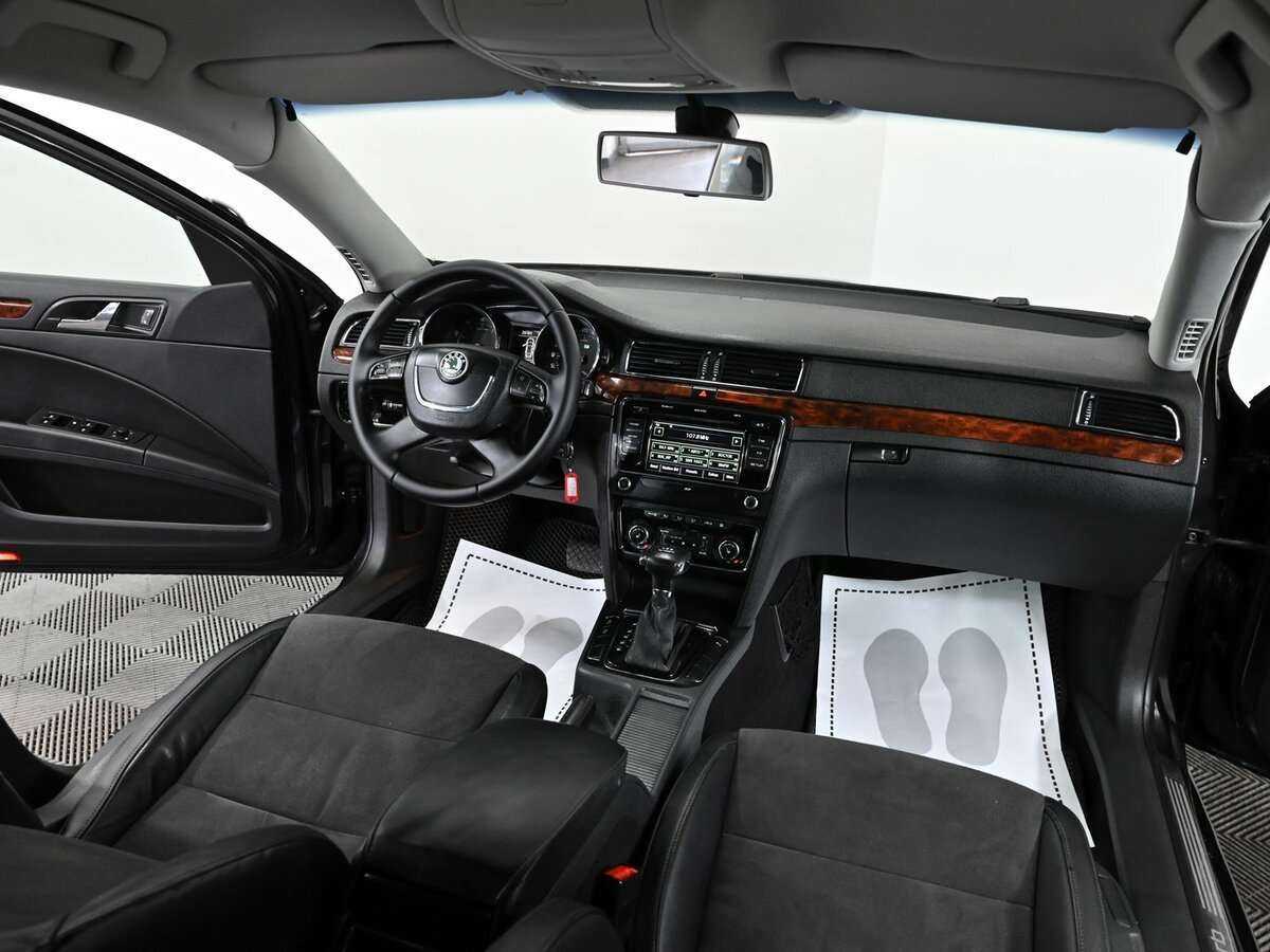 Skoda Superb с пробегом — 2010 год. Фото: #4