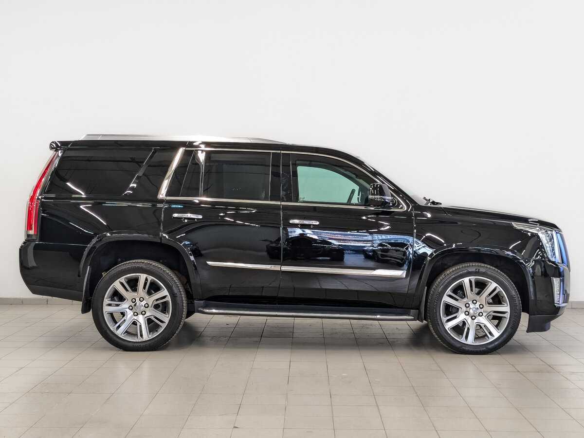 Cadillac Escalade с пробегом — 2016 год. Фото: #3