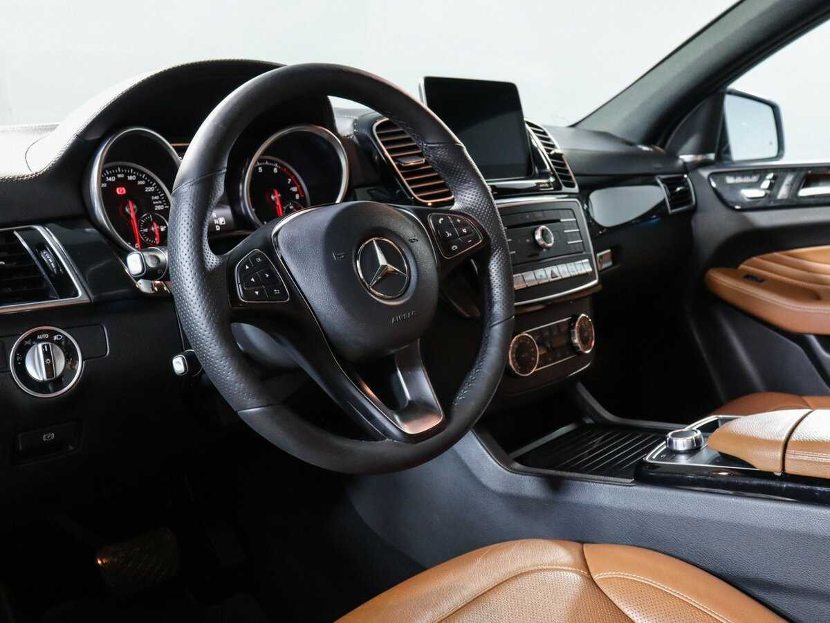 Mercedes-Benz GLE Coupe с пробегом — 2018 год. Фото: #13