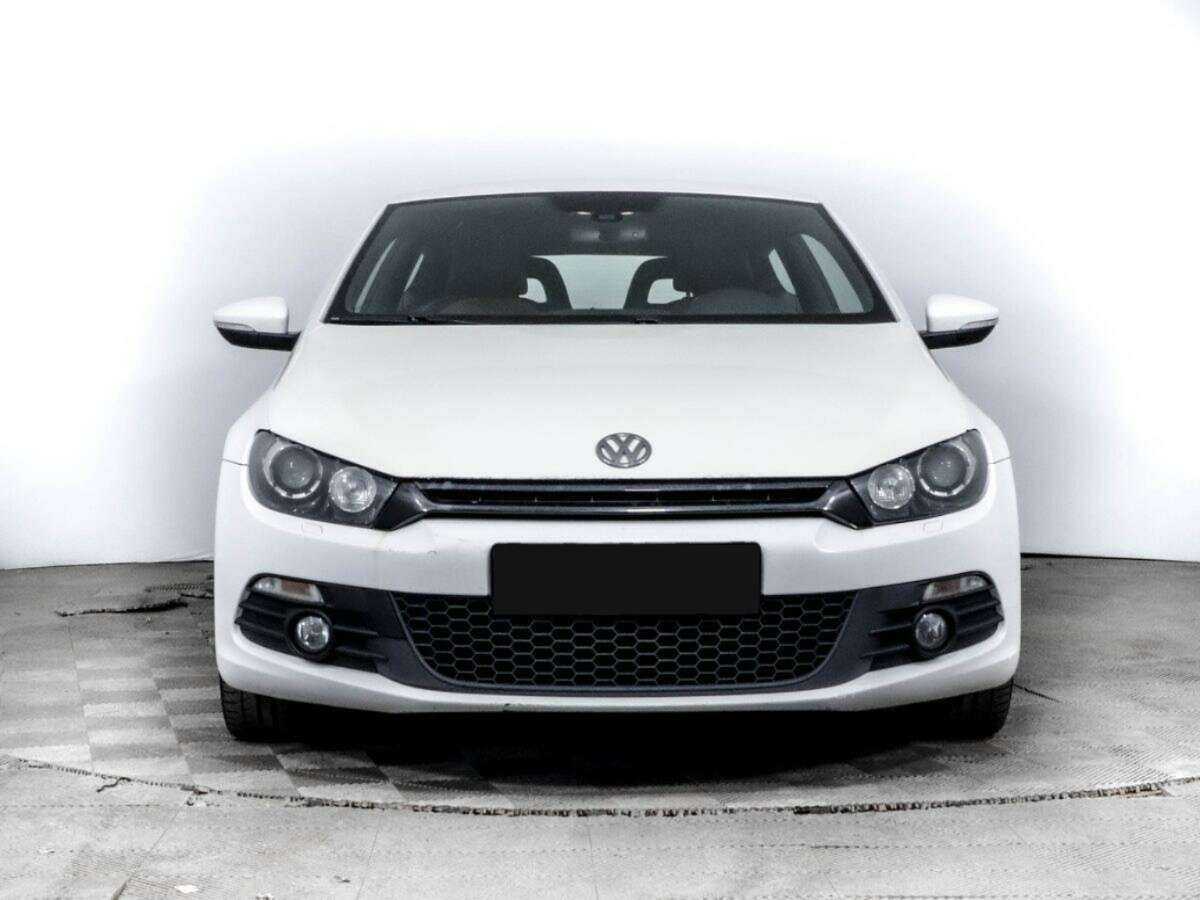 Volkswagen Scirocco с пробегом — 2012 год. Фото: #1