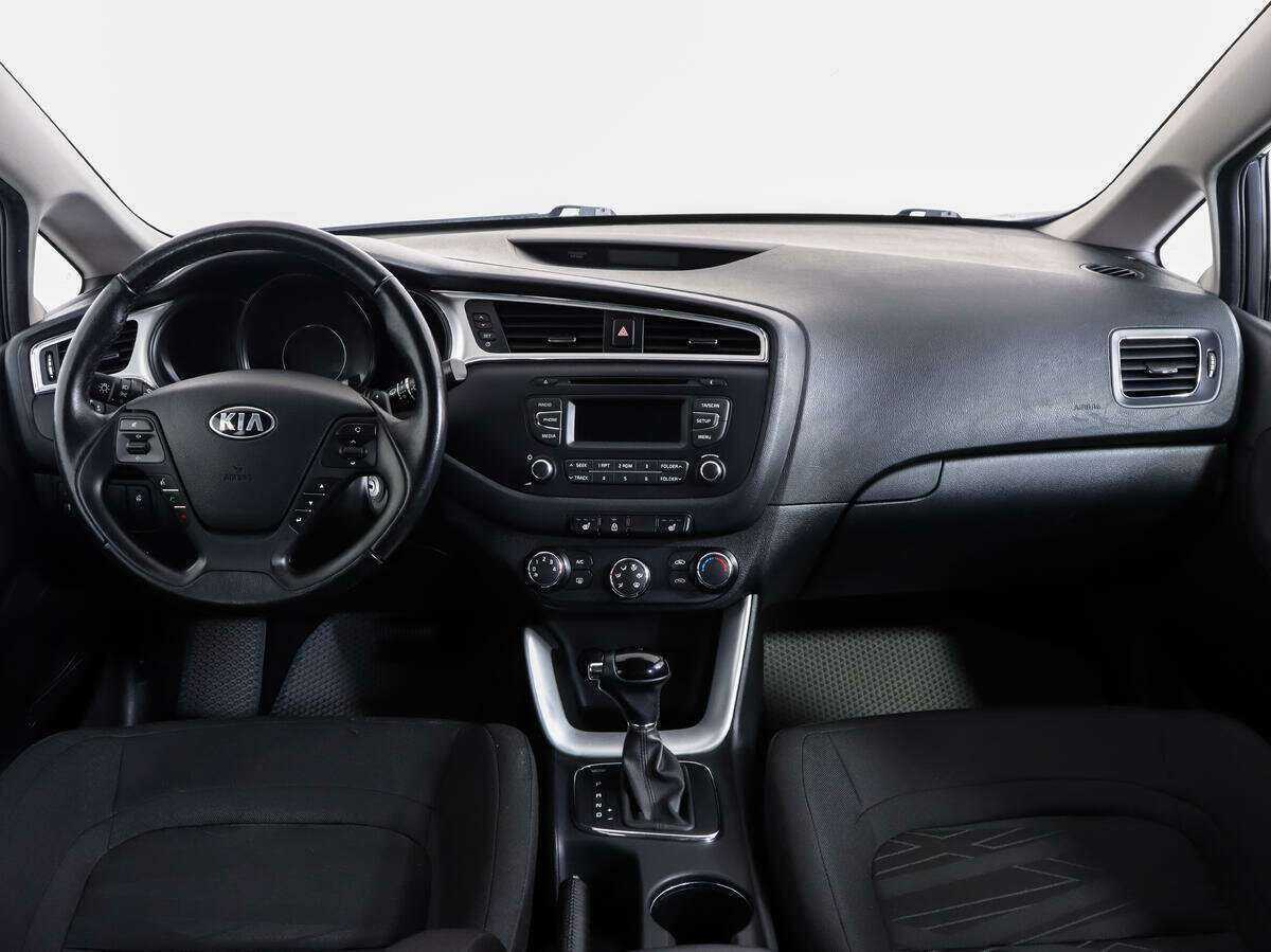 Kia Ceed с пробегом — 2018 год. Фото: #9