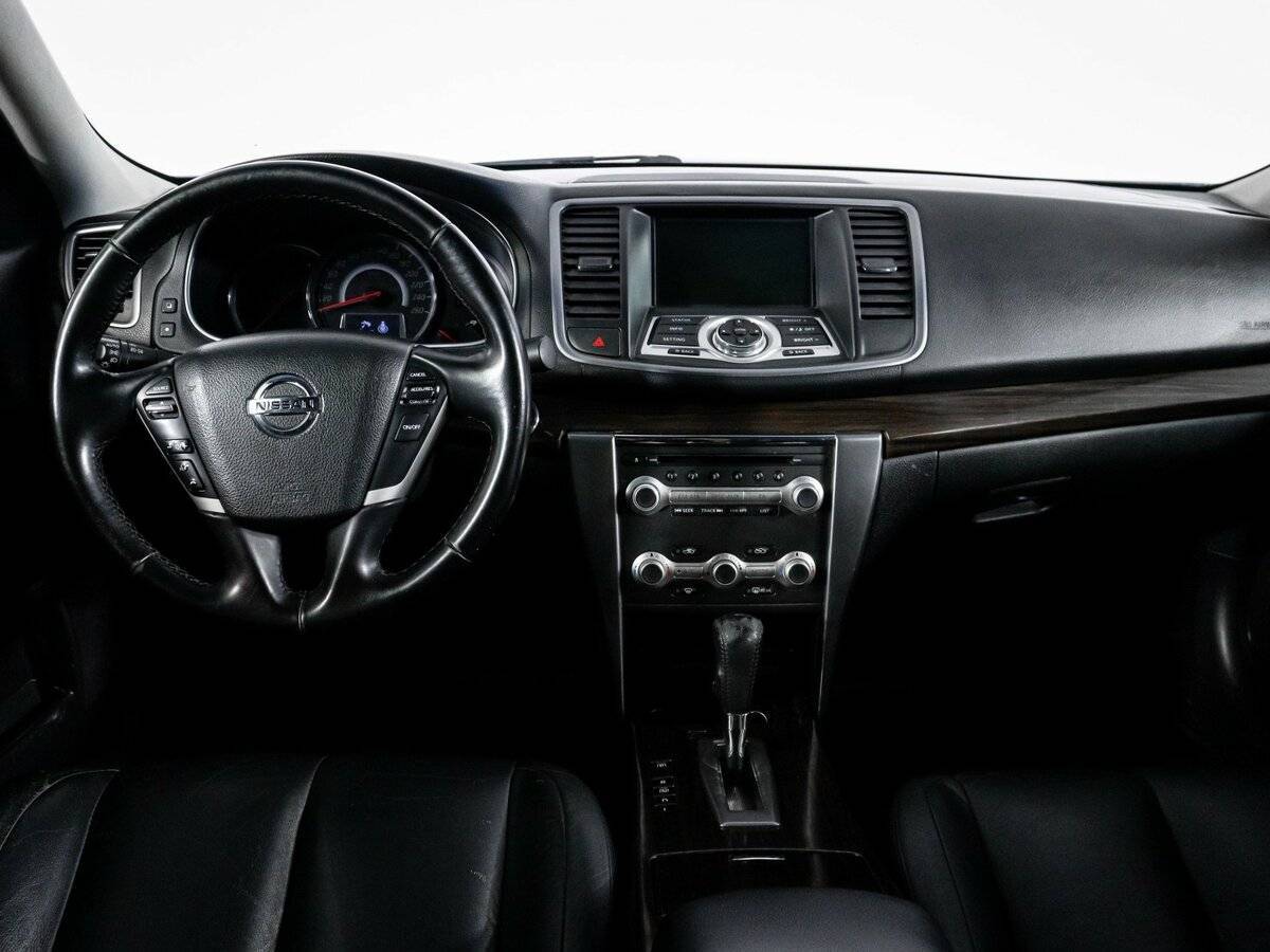 Nissan Teana с пробегом — 2011 год. Фото: #11