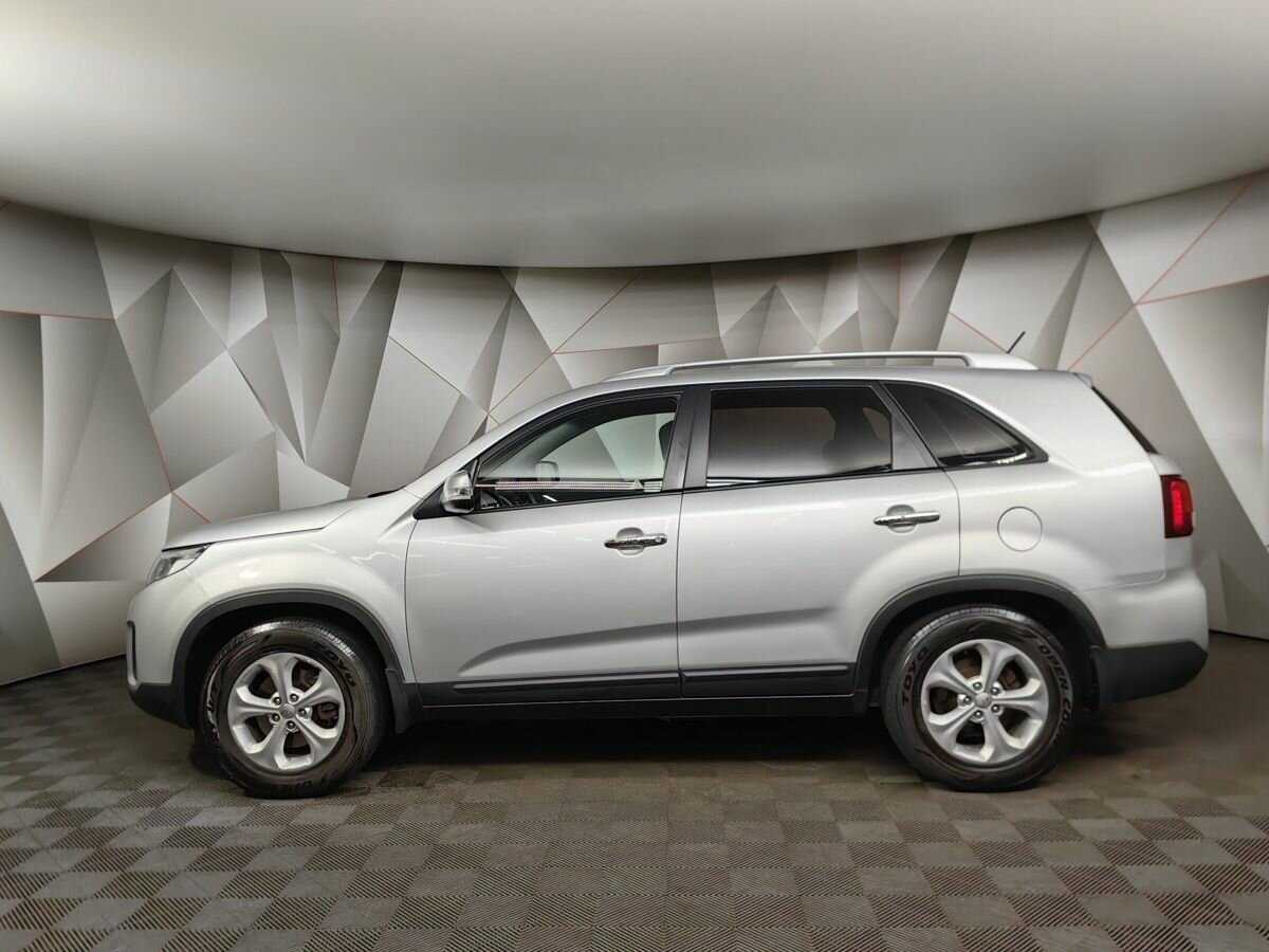 Kia Sorento с пробегом — 2017 год. Фото: #4