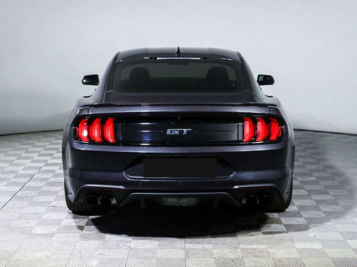 Ford Mustang с пробегом — 2022 год. Фото: #5