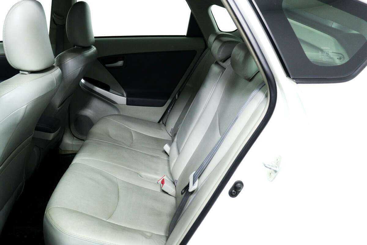 Toyota Prius с пробегом — 2009 год. Фото: #11