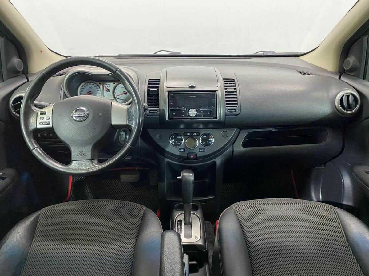 Nissan Note с пробегом — 2007 год. Фото: #10