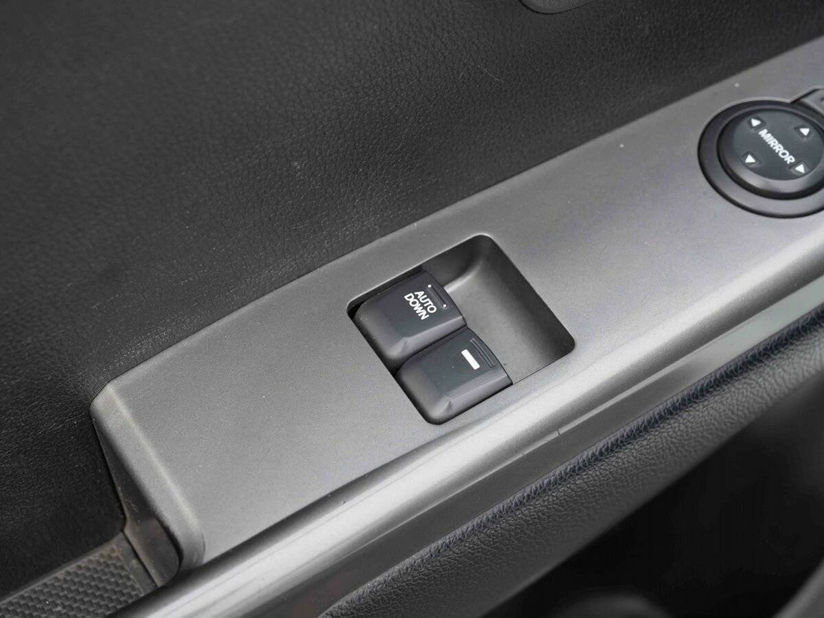 Kia Rio с пробегом — 2014 год. Фото: #14