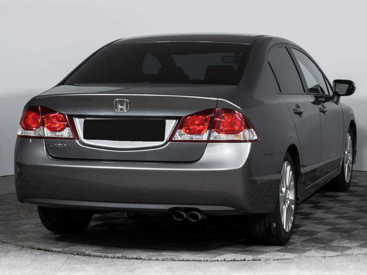 Honda Civic с пробегом — 2011 год. Фото: #4