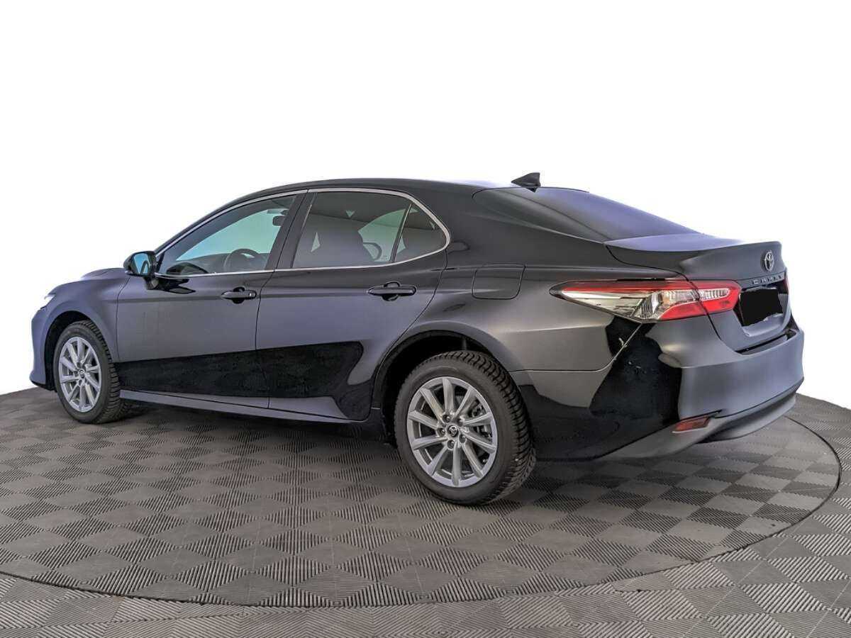 Toyota Camry с пробегом — 2021 год. Фото: #6