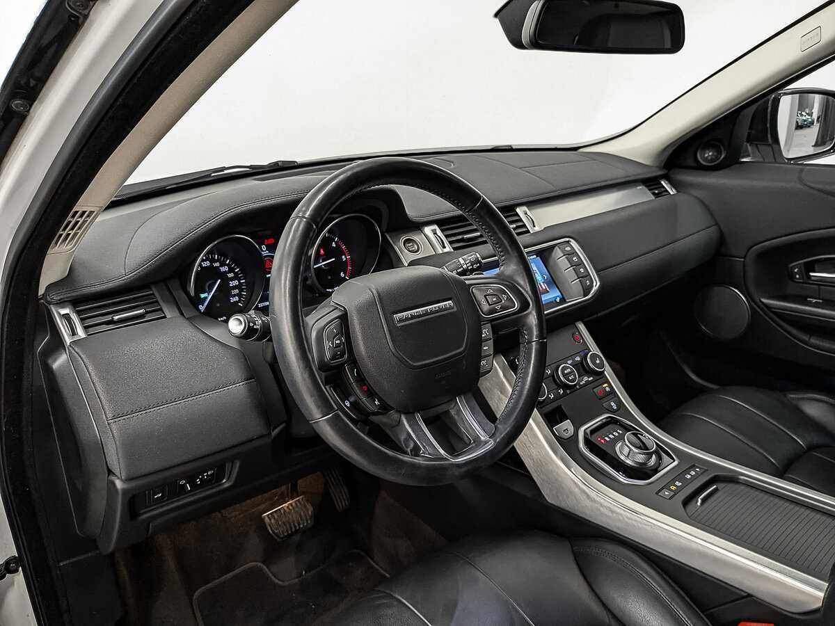 Land Rover Range Rover Evoque с пробегом — 2015 год. Фото: #12
