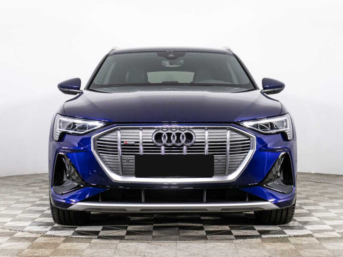 Audi e-tron с пробегом — 2022 год. Фото: #1