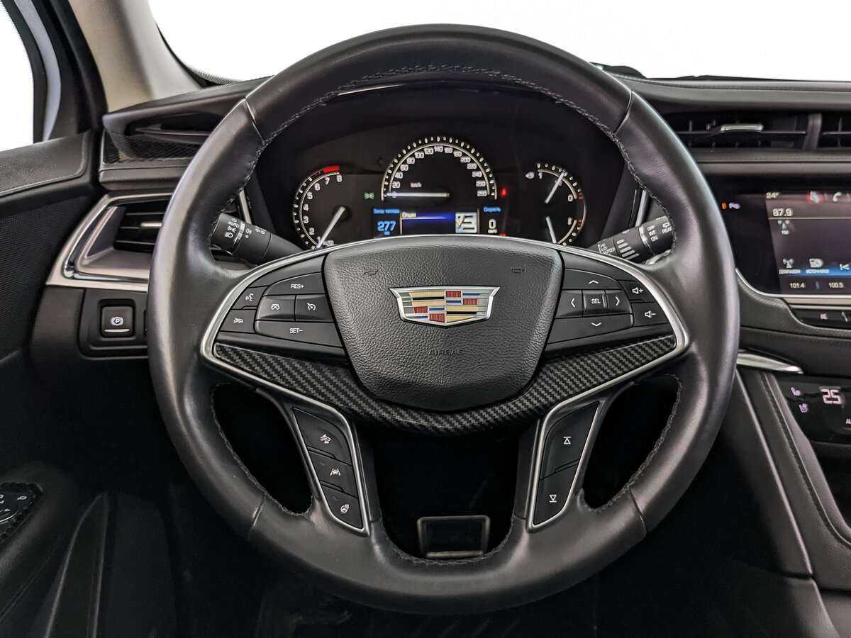 Cadillac XT5 с пробегом — 2016 год. Фото: #16