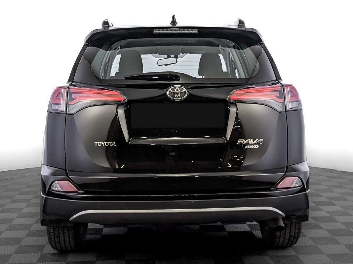 Toyota RAV4 с пробегом — 2017 год. Фото: #5