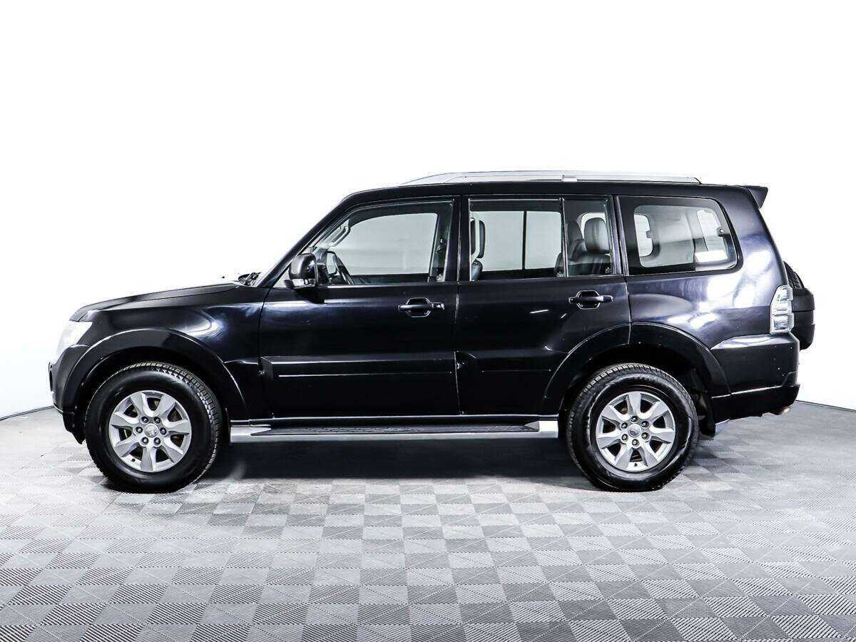 Mitsubishi Pajero с пробегом — 2010 год. Фото: #7
