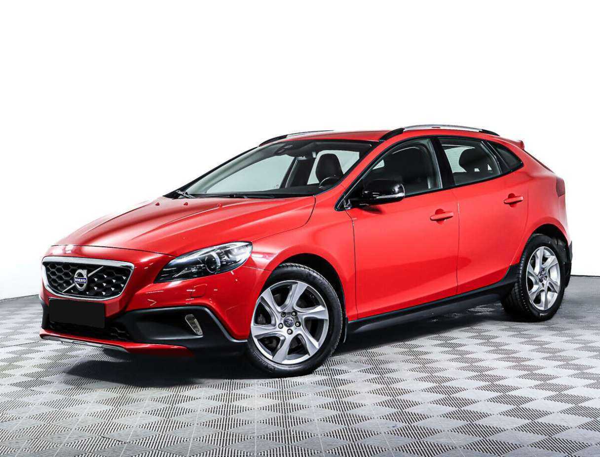 Volvo V40 Cross Country с пробегом — 2013 год. Фото: #0