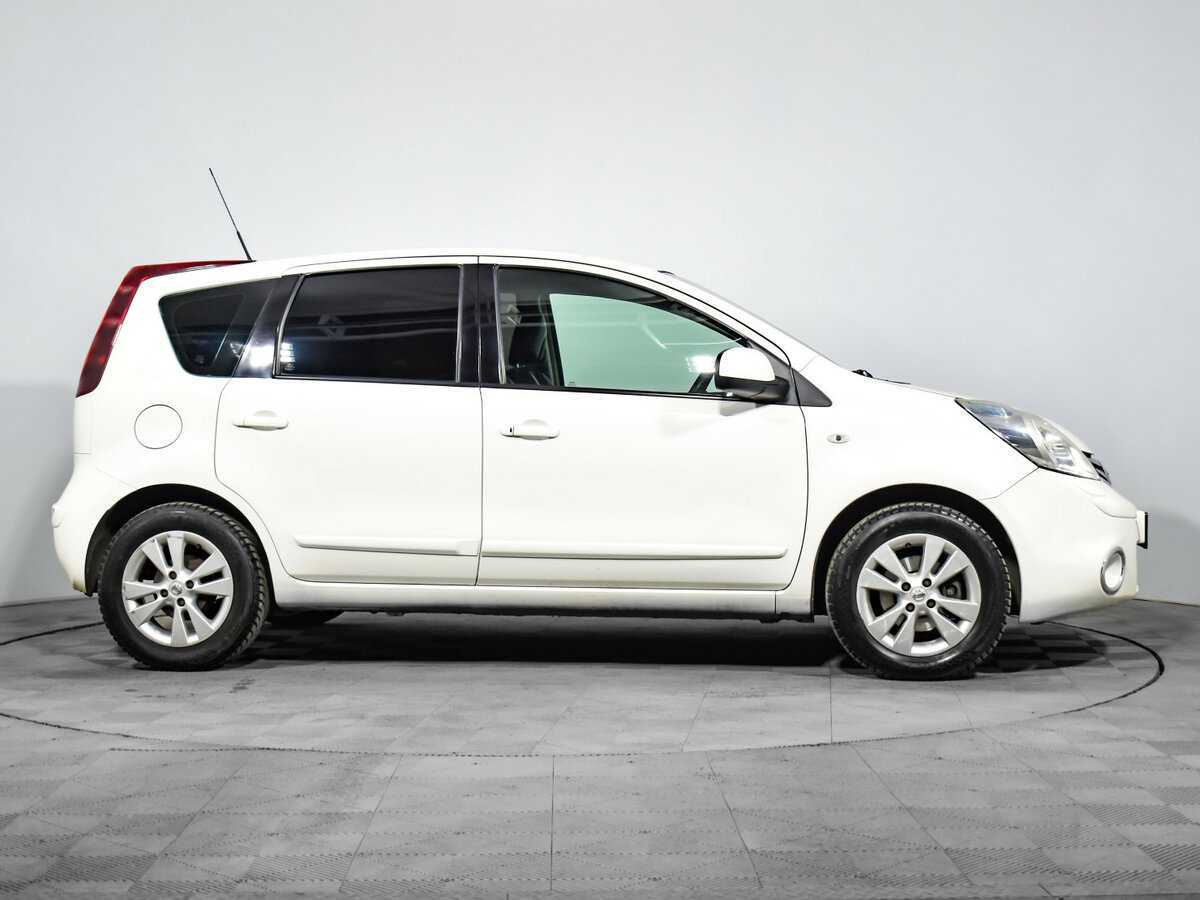 Nissan Note с пробегом — 2013 год. Фото: #3