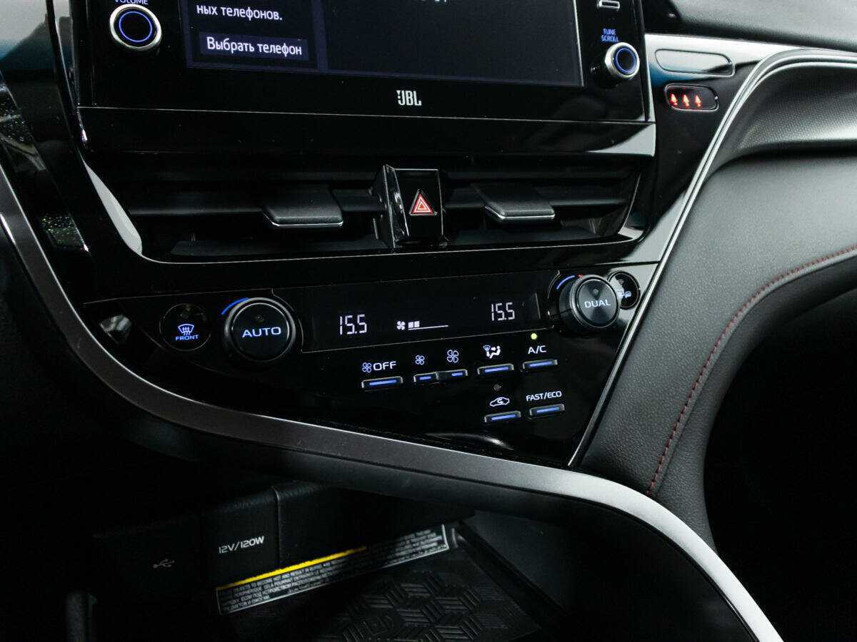 Toyota Camry с пробегом — 2021 год. Фото: #16