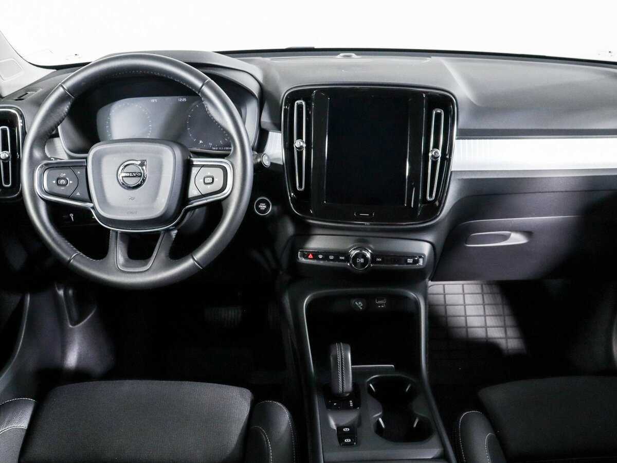 Volvo XC40 с пробегом — 2018 год. Фото: #8