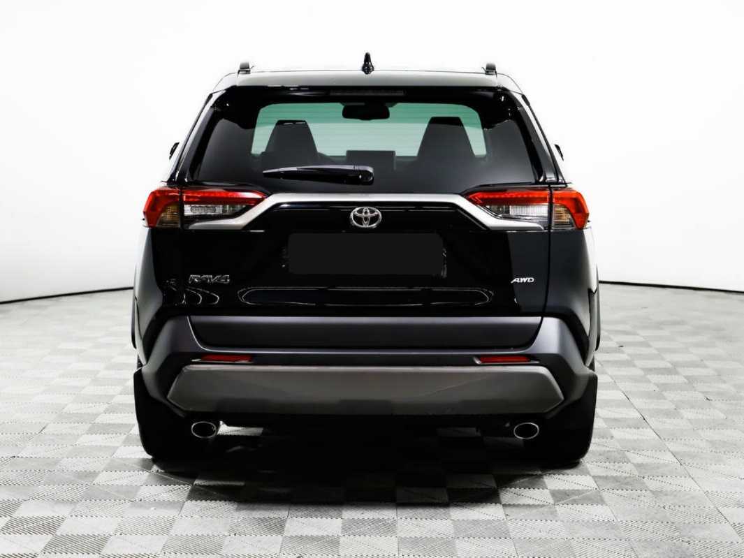 Toyota RAV4 с пробегом — 2021 год. Фото: #5