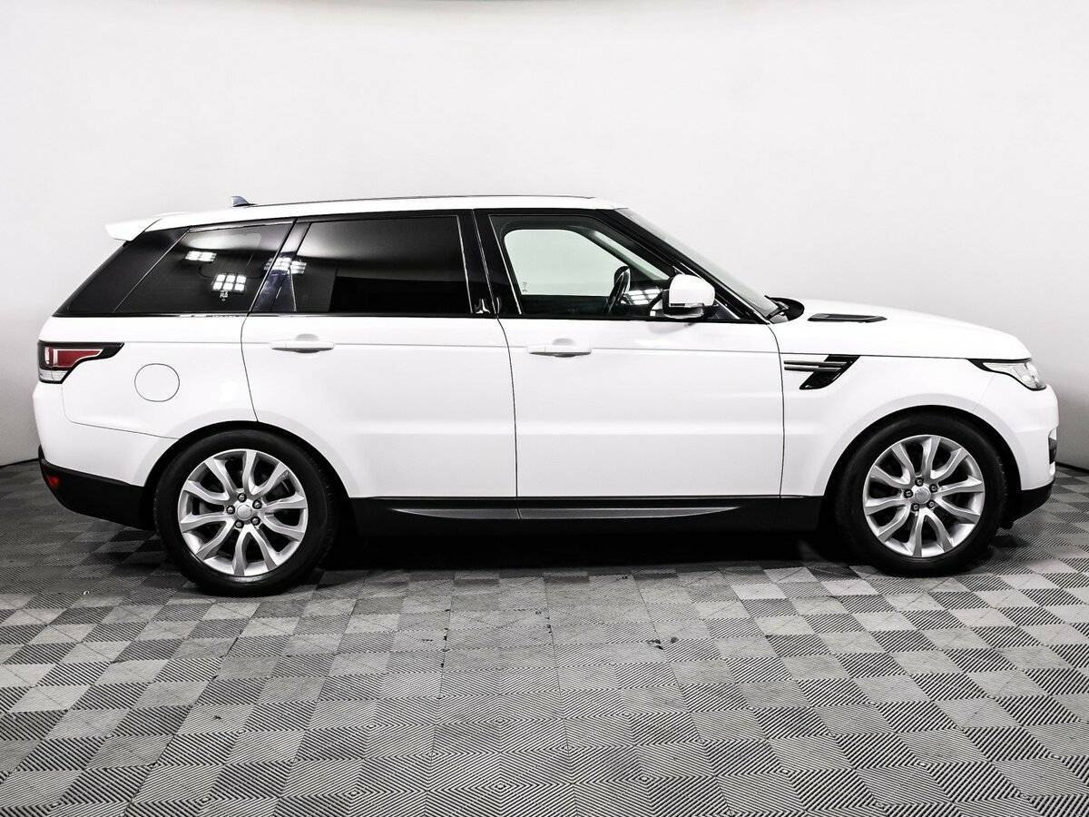 Land Rover Range Rover Sport с пробегом — 2016 год. Фото: #3