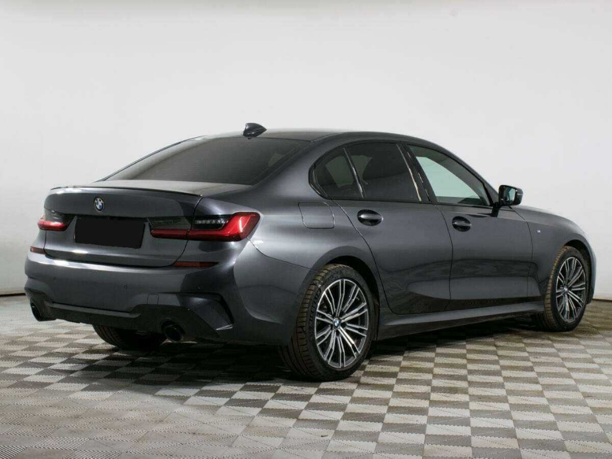 BMW 3 серии с пробегом — 2021 год. Фото: #3