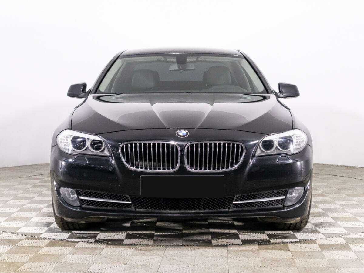 BMW 5 серии с пробегом — 2012 год. Фото: #1