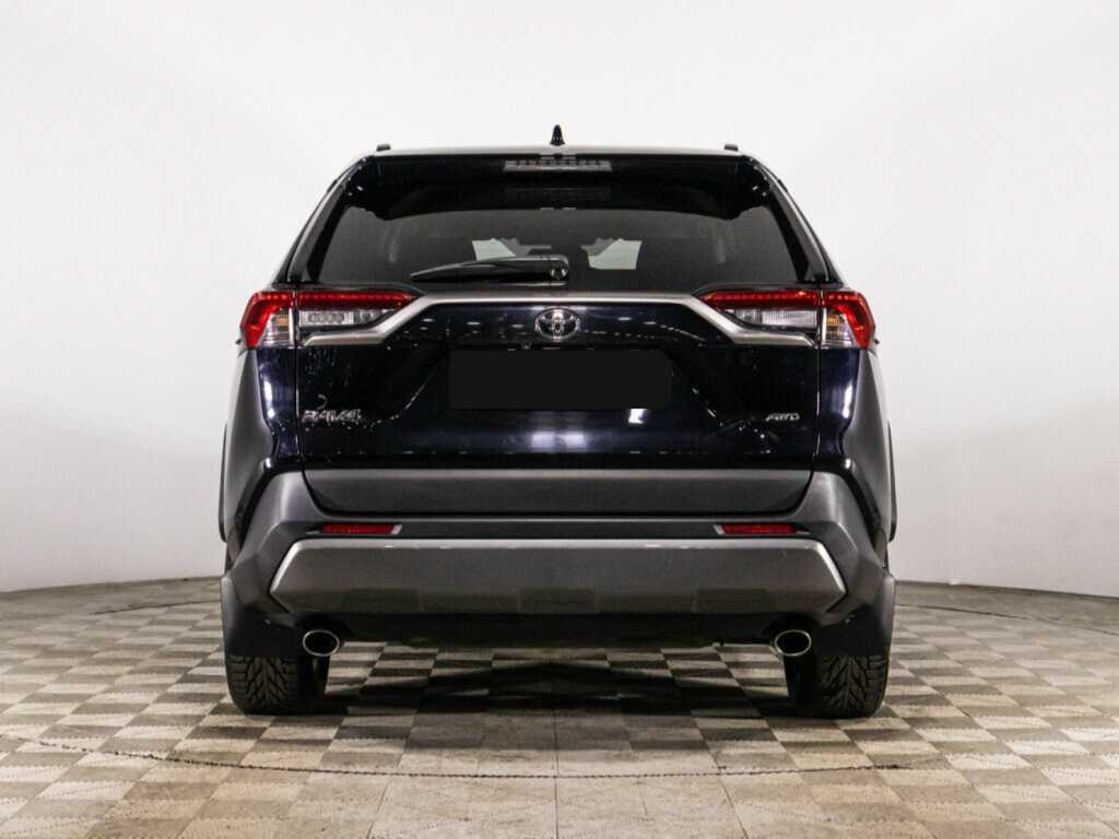 Toyota RAV4 с пробегом — 2020 год. Фото: #5