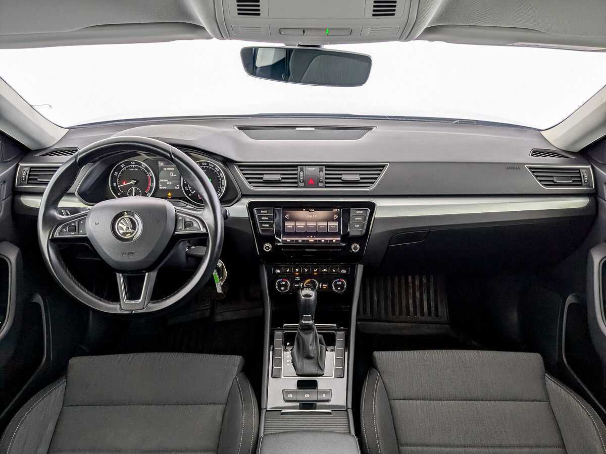 Skoda Superb с пробегом — 2018 год. Фото: #13