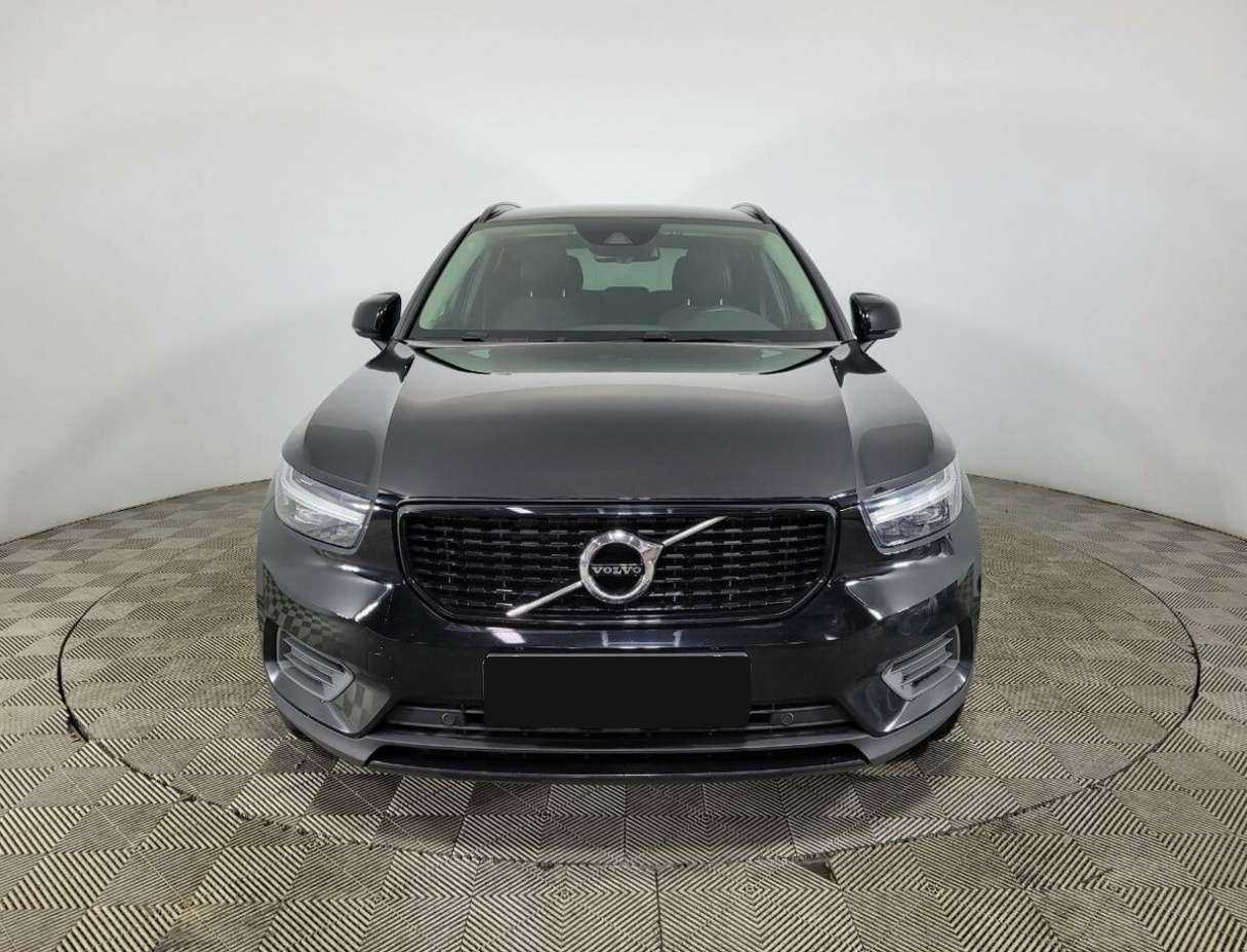 Volvo XC40 с пробегом — 2018 год. Фото: #1