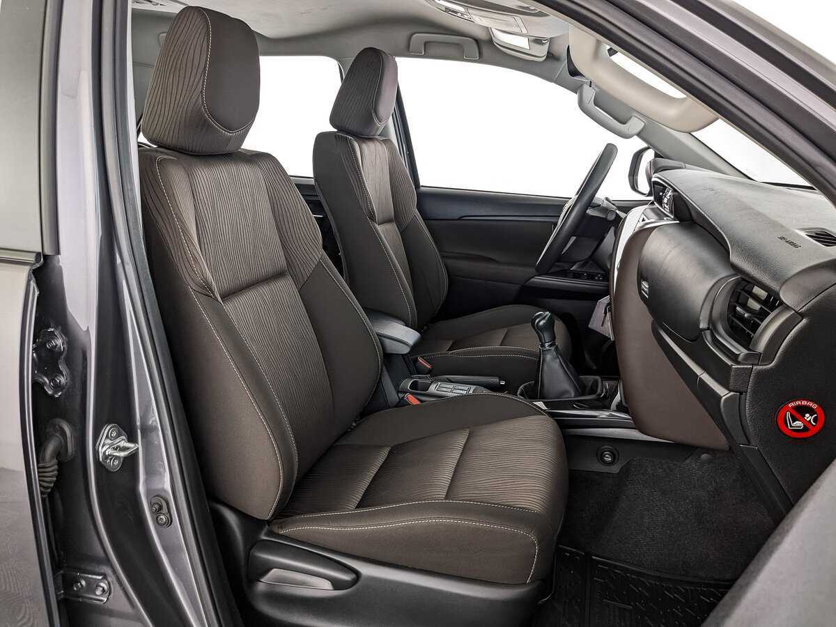 Toyota Fortuner с пробегом — 2019 год. Фото: #18