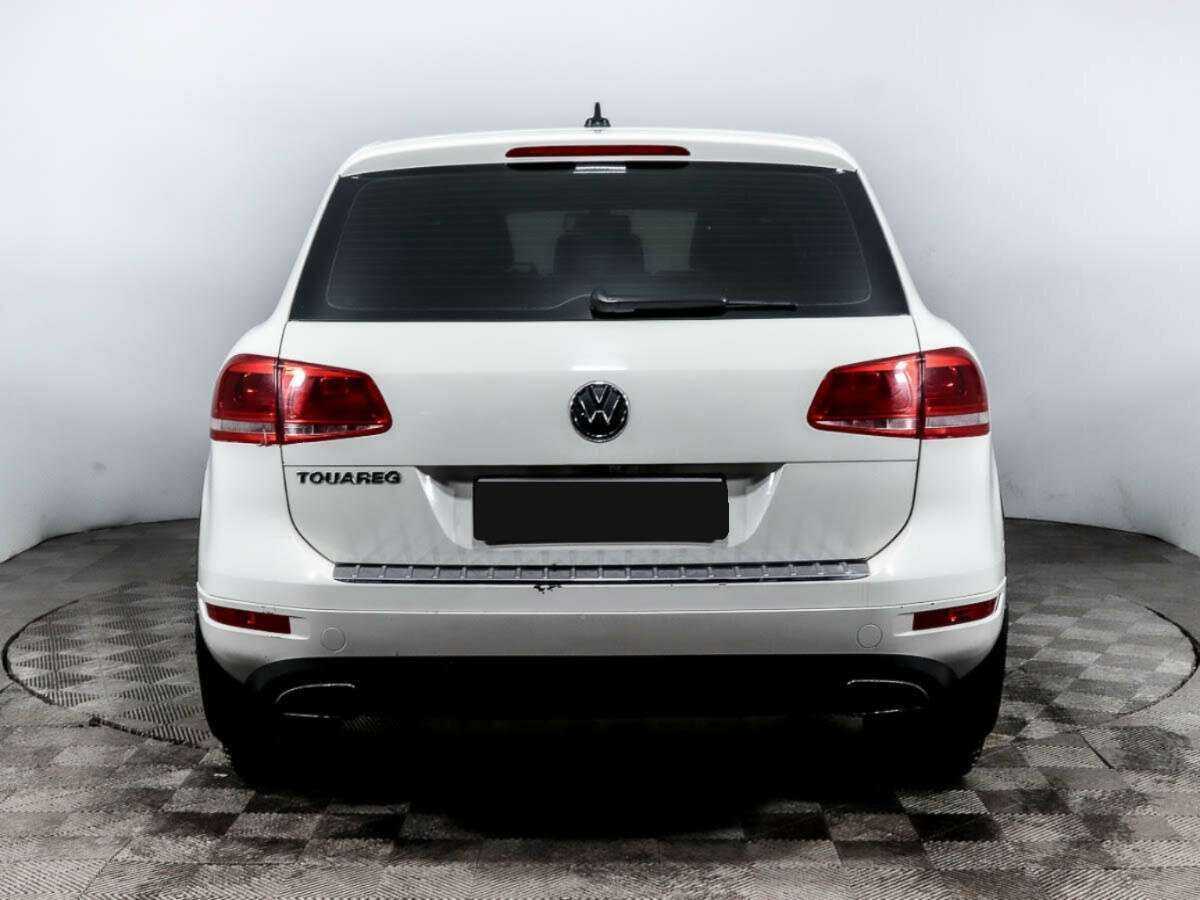 Volkswagen Touareg с пробегом — 2010 год. Фото: #4