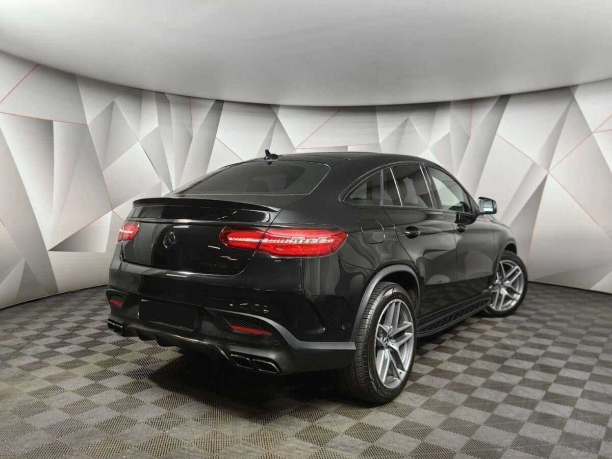Mercedes-Benz GLE Coupe с пробегом — 2017 год. Фото: #1