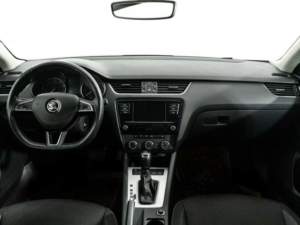 Skoda Octavia с пробегом — 2018 год. Фото: #12