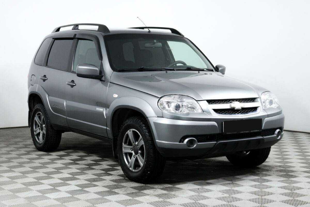 Chevrolet Niva с пробегом — 2013 год. Фото: #2